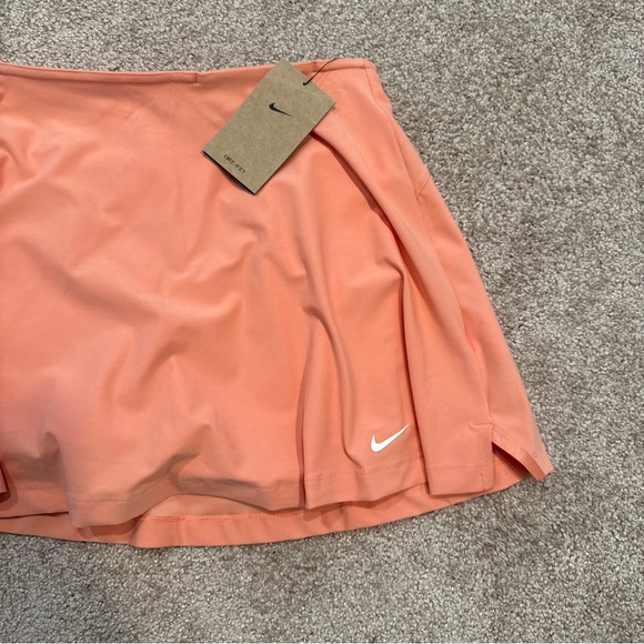Women’s Nike Golf Skort Orange Salmon fz6314-844 - Picture 2 of 7